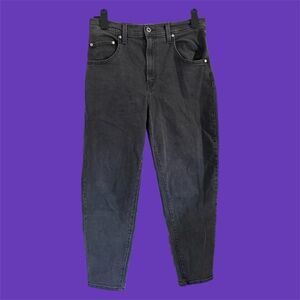 Levi's Silver Tab Mom Jean Size: 31"W